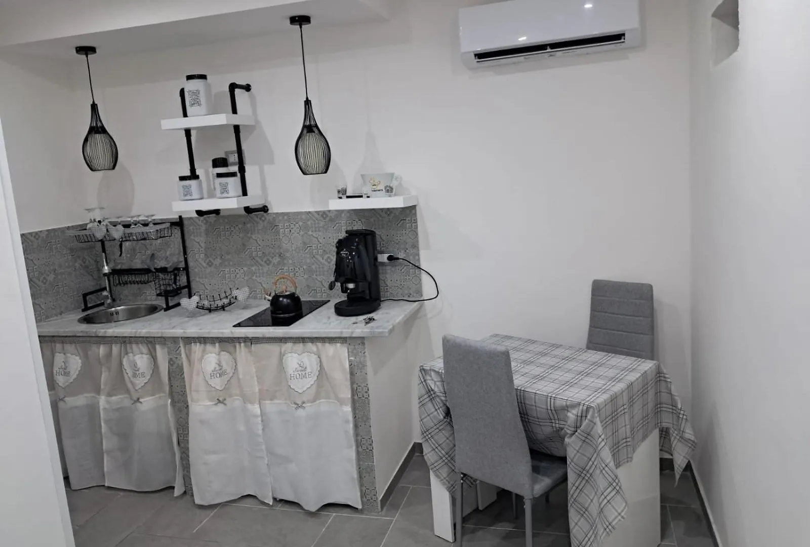 Pietro Fudduni Apartment Palermo Italy