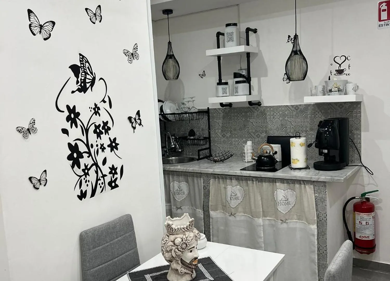 Pietro Fudduni Apartment Palermo 0*,  Italy